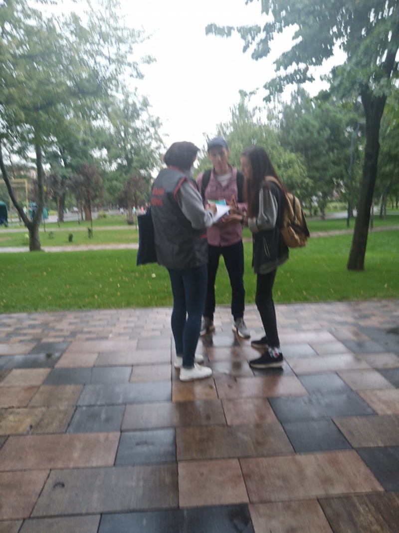 Пішли «в люди»